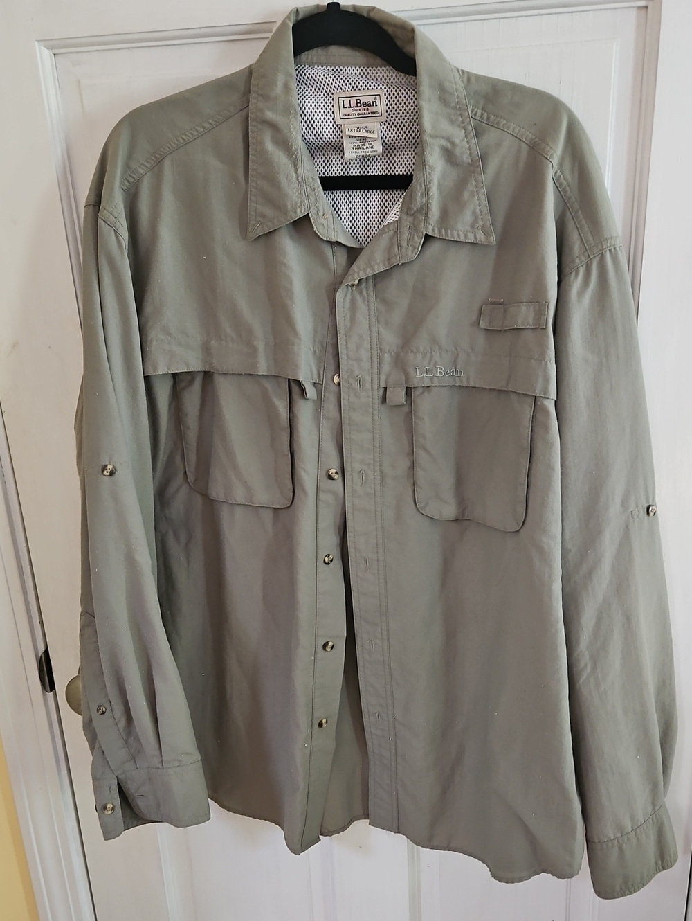 L.L. Bean Men's Light Olive Green Fishing Shirt XL
